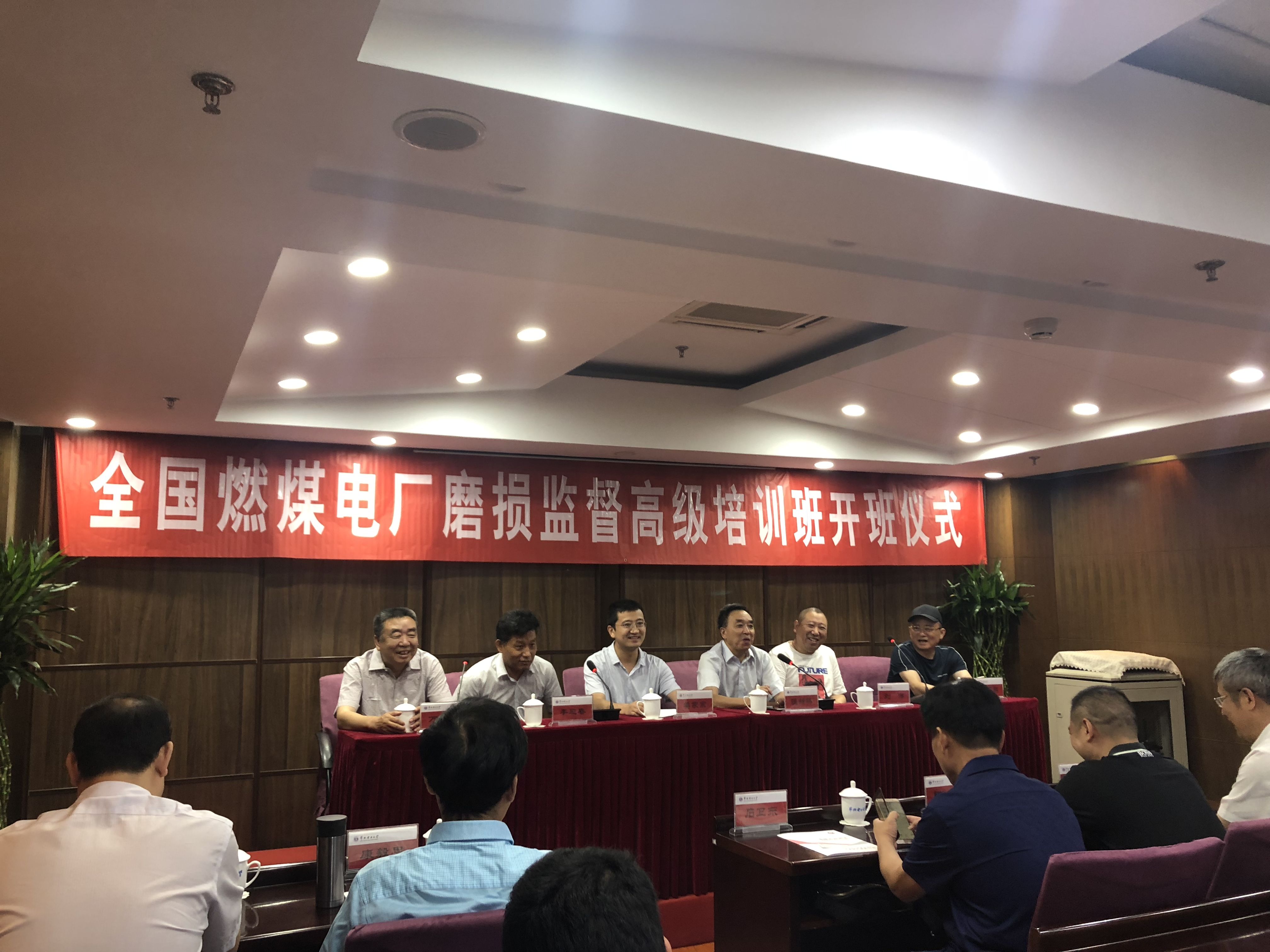 千與千尋，當(dāng)蘇州潤(rùn)達(dá)高鉻磨輥遇上華北電力大學(xué)！